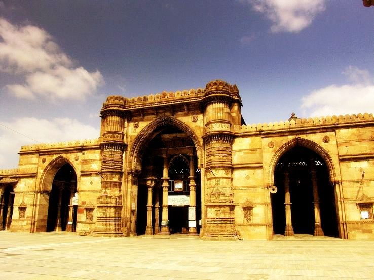 3. Magical Gujarat Tour